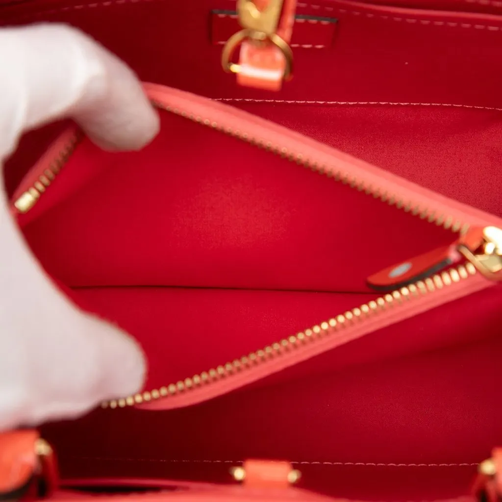 Louis Vuitton Monogram Vernis Montaigne BB Orange Leather Very good - Model View