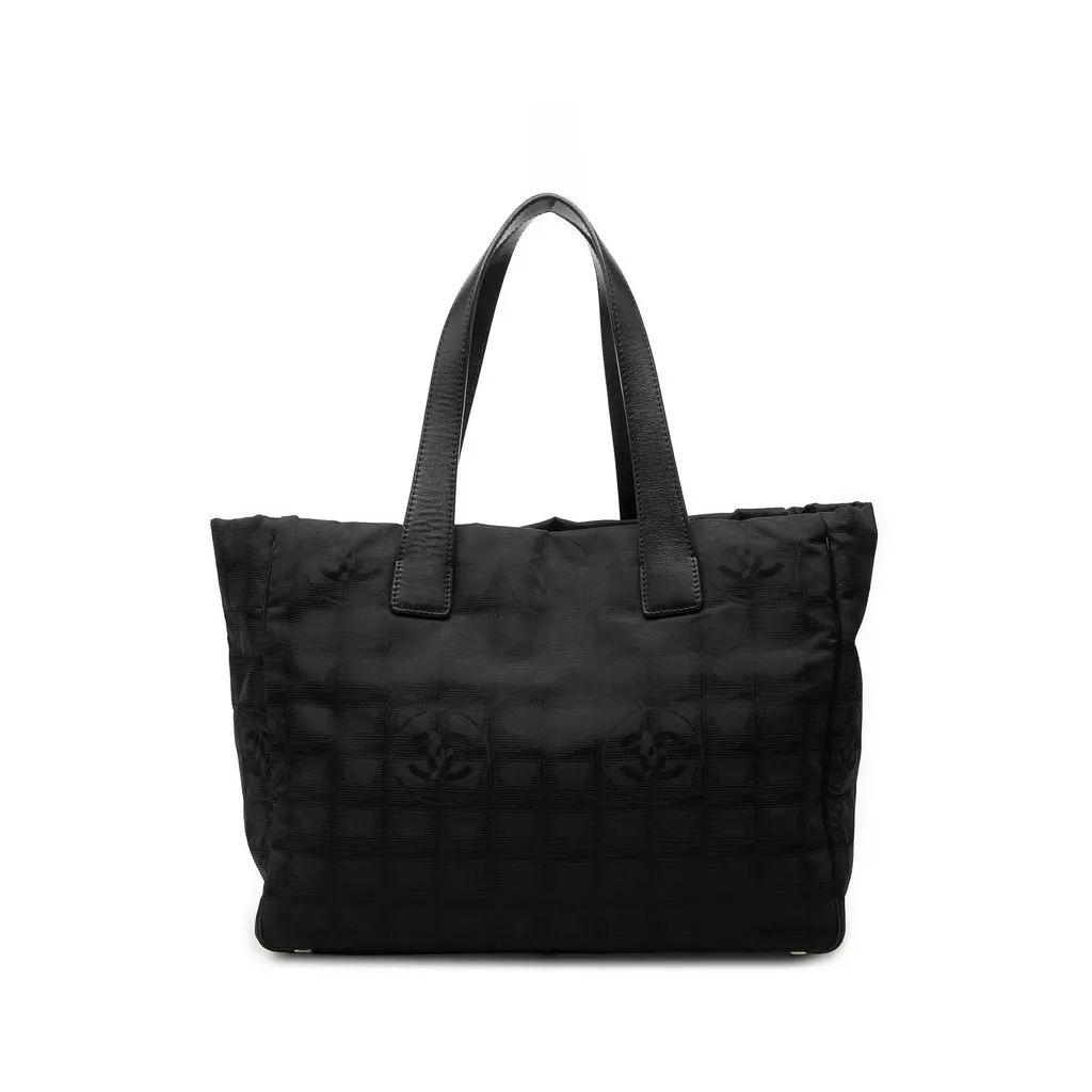 Chanel New Travel Line Nylon Tote Black Very good - Front View