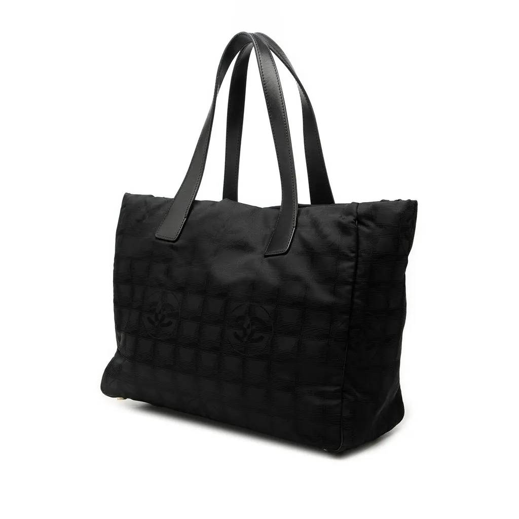 Chanel New Travel Line Nylon Tote Black Very good - Back View