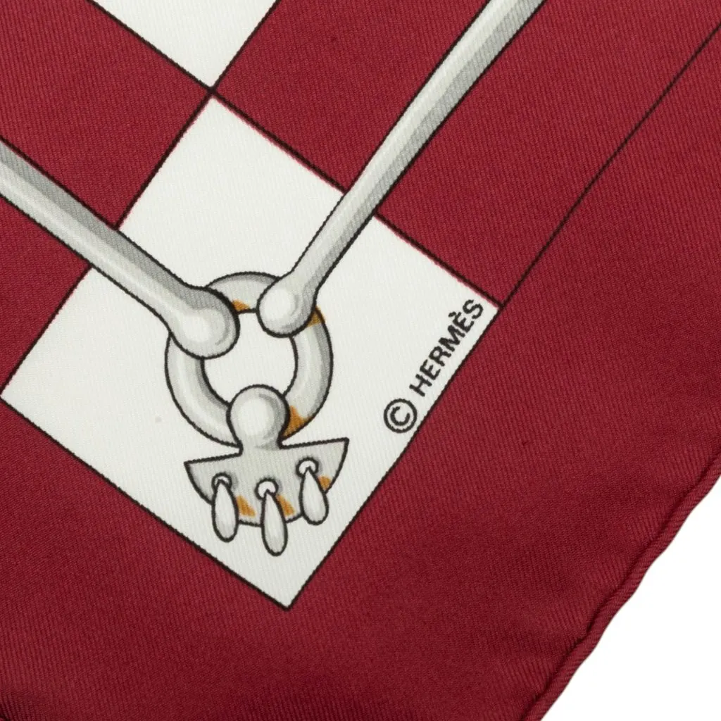 Hermès Cliquetis Silk Scarf 90 Red Silk Very good - Model View