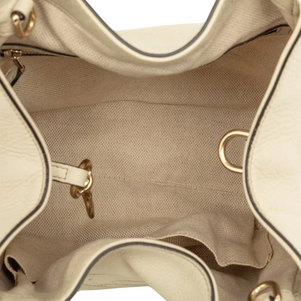 Gucci Small Leather Soho Satchel Brown Leather Very good - Model View