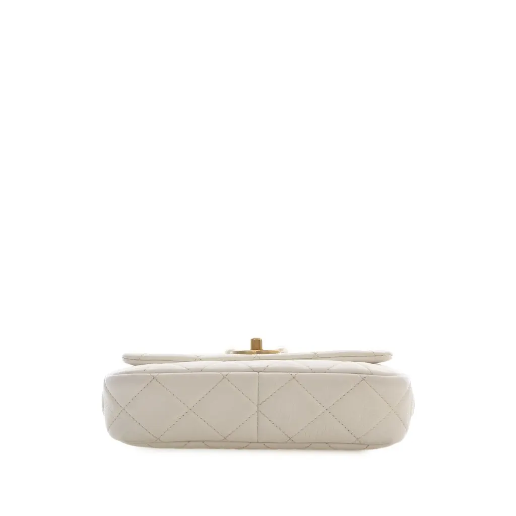 Chanel Mini Quilted Glazed Calfskin Pearl Side Flap White Leather Very good - Inside View