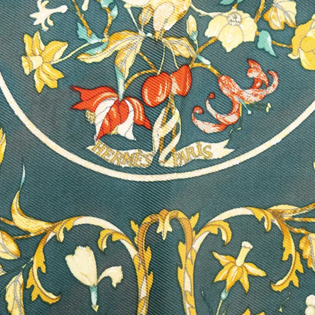 Hermès Pierres D Orient Et D Occident Silk Scarf 45 Green Silk Good - Inside View