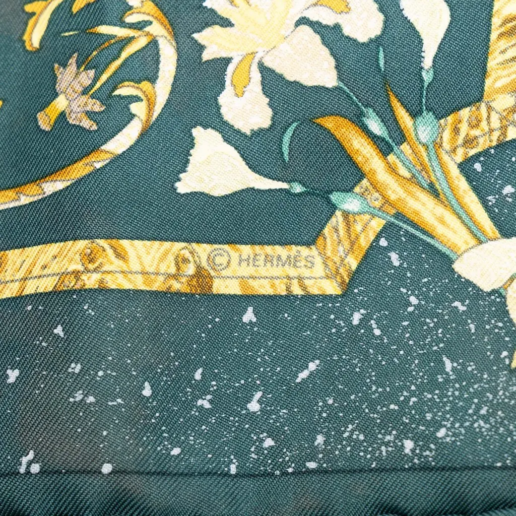 Hermès Pierres D Orient Et D Occident Silk Scarf 45 Green Silk Good - Model View
