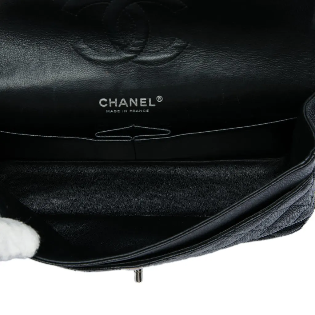 Chanel Medium Classic Caviar Double Flap Black Leather Very good - Model View