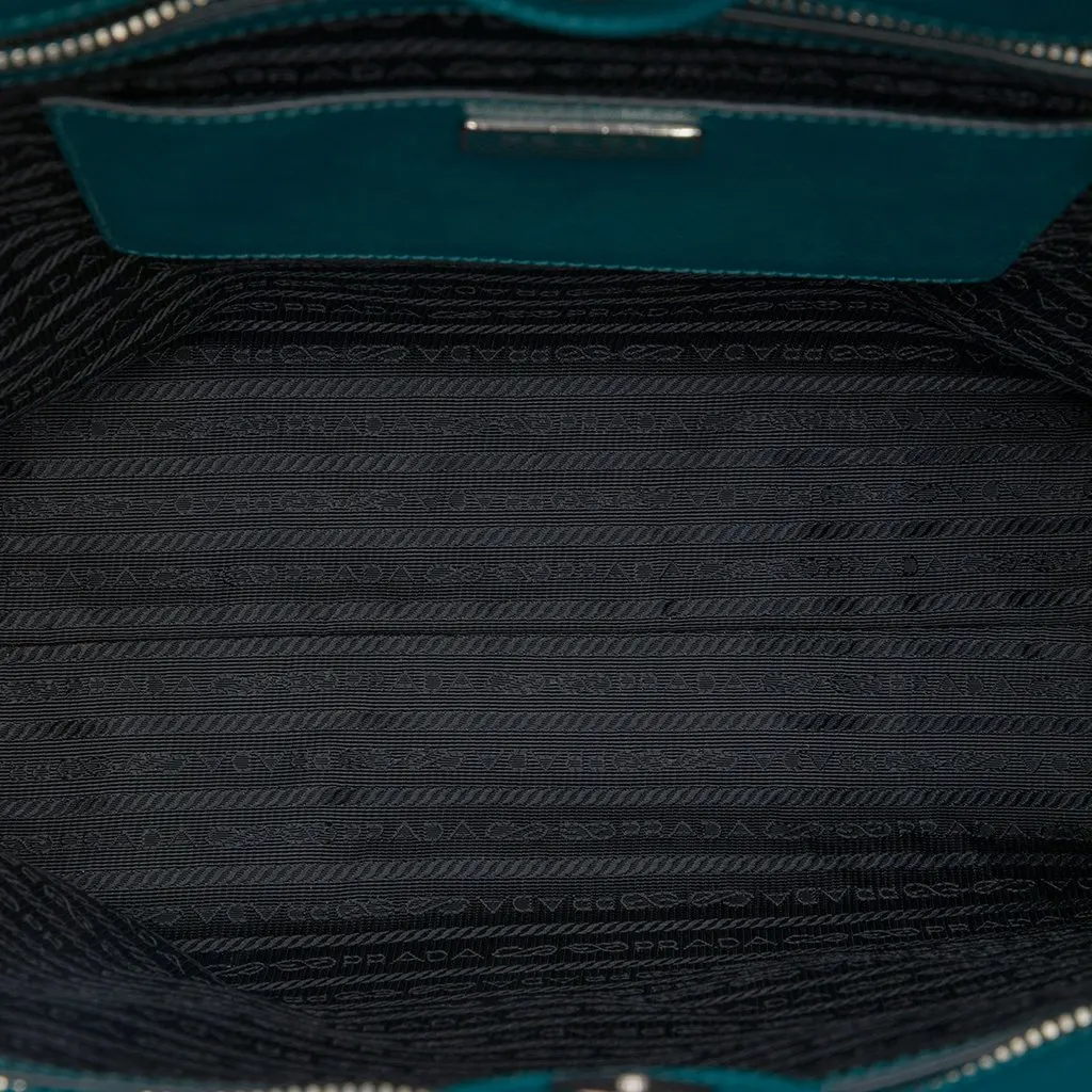 Prada Saffiano Soft Triple Pocket Tote Blue Leather Very good - Model View