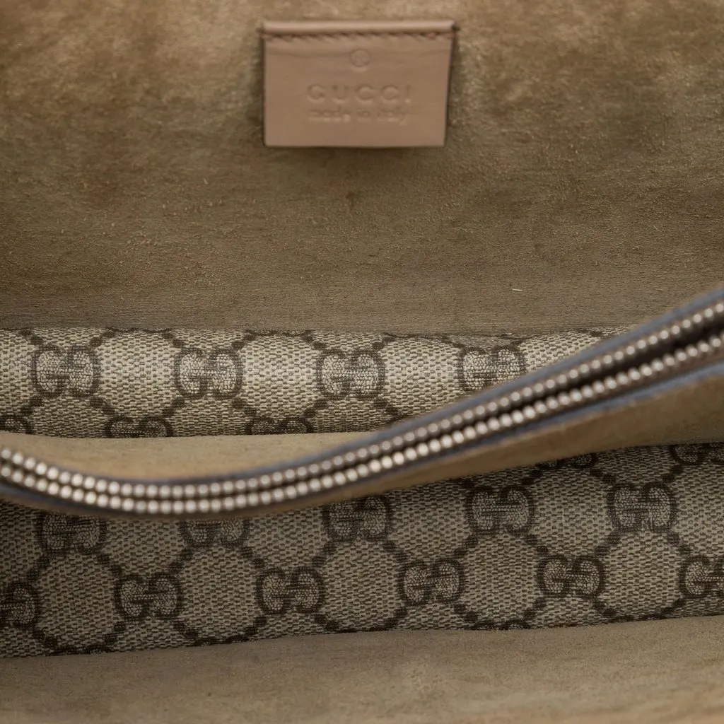 Gucci Medium GG Supreme Dionysus Shoulder Bag Beige Very good - Model View