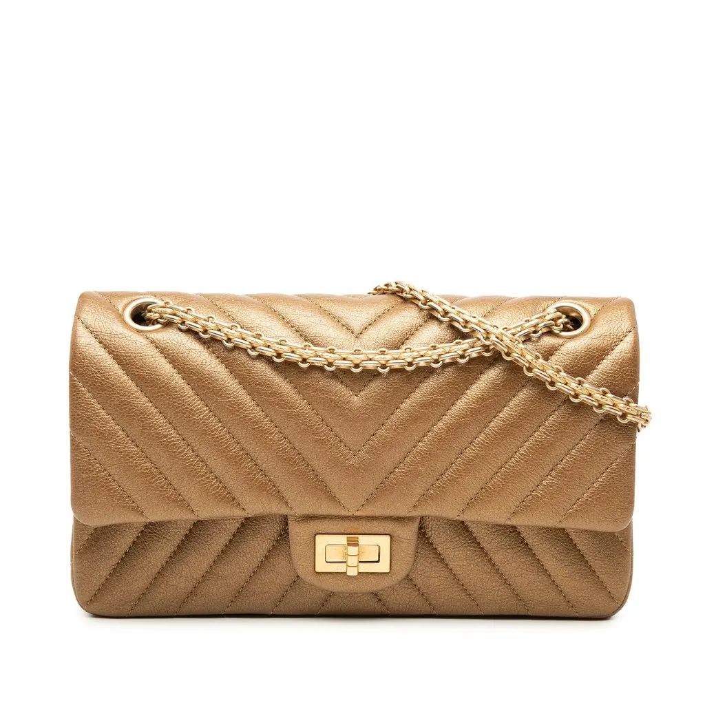 Chanel Chevron Metallic Aged Calfskin Reissue 2.55 Double Flap 225 Gold Leather Very good - Front View