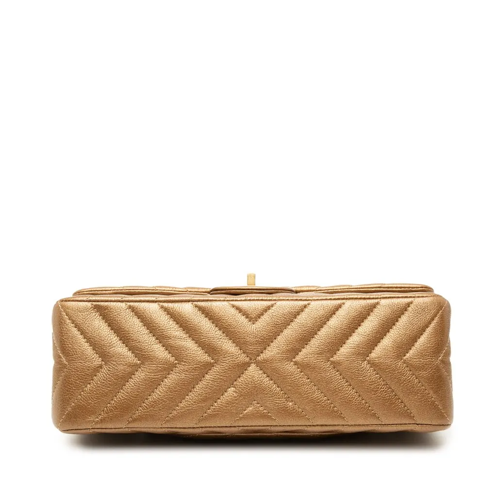 Chanel Chevron Metallic Aged Calfskin Reissue 2.55 Double Flap 225 Gold Leather Very good - Inside View