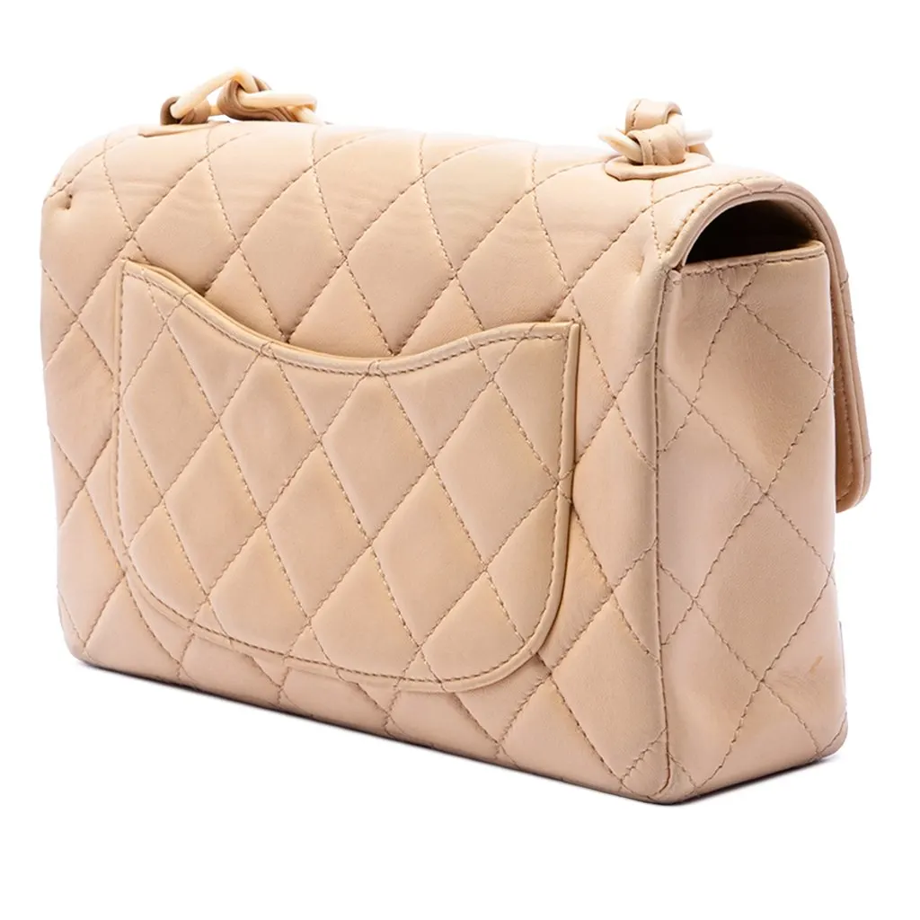 Chanel CC Quilted Lambskin Resin Chain Single Flap Beige Leather Very good - Back View