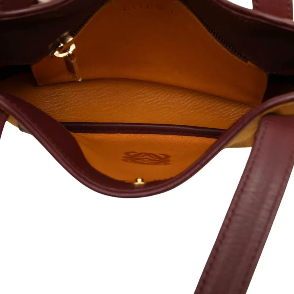 Loewe Suede Anagram Shoulder Bag Yellow Leather Very good - Model View