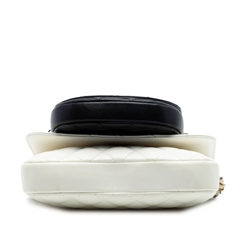 Chanel CC Quilted Lambskin Side Packs Flap White Leather Very good - Inside View
