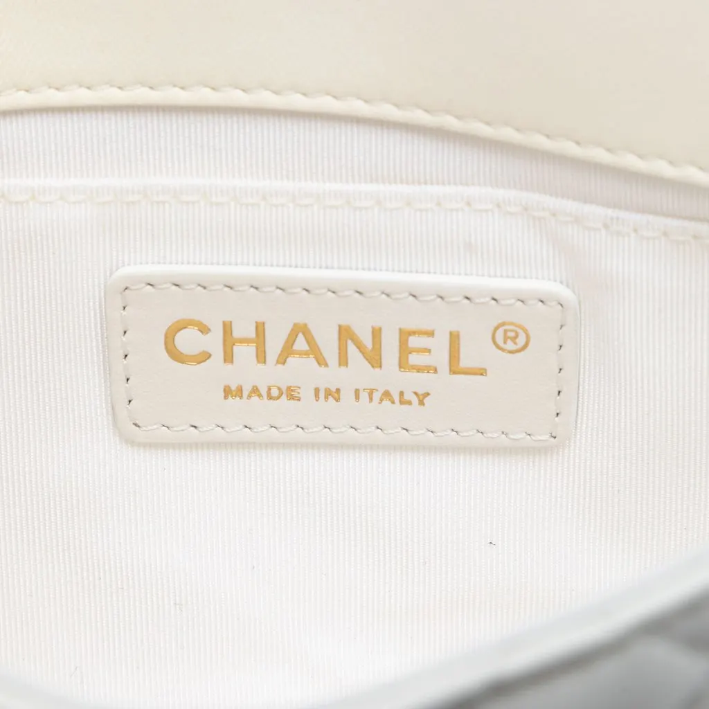 Chanel CC Quilted Lambskin Side Packs Flap White Leather Very good - Box View