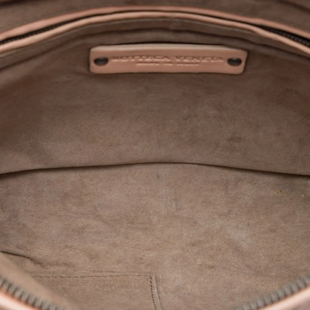 Bottega Veneta Nappa Intrecciato Nodini Crossbody Pink Leather Very good - Model View
