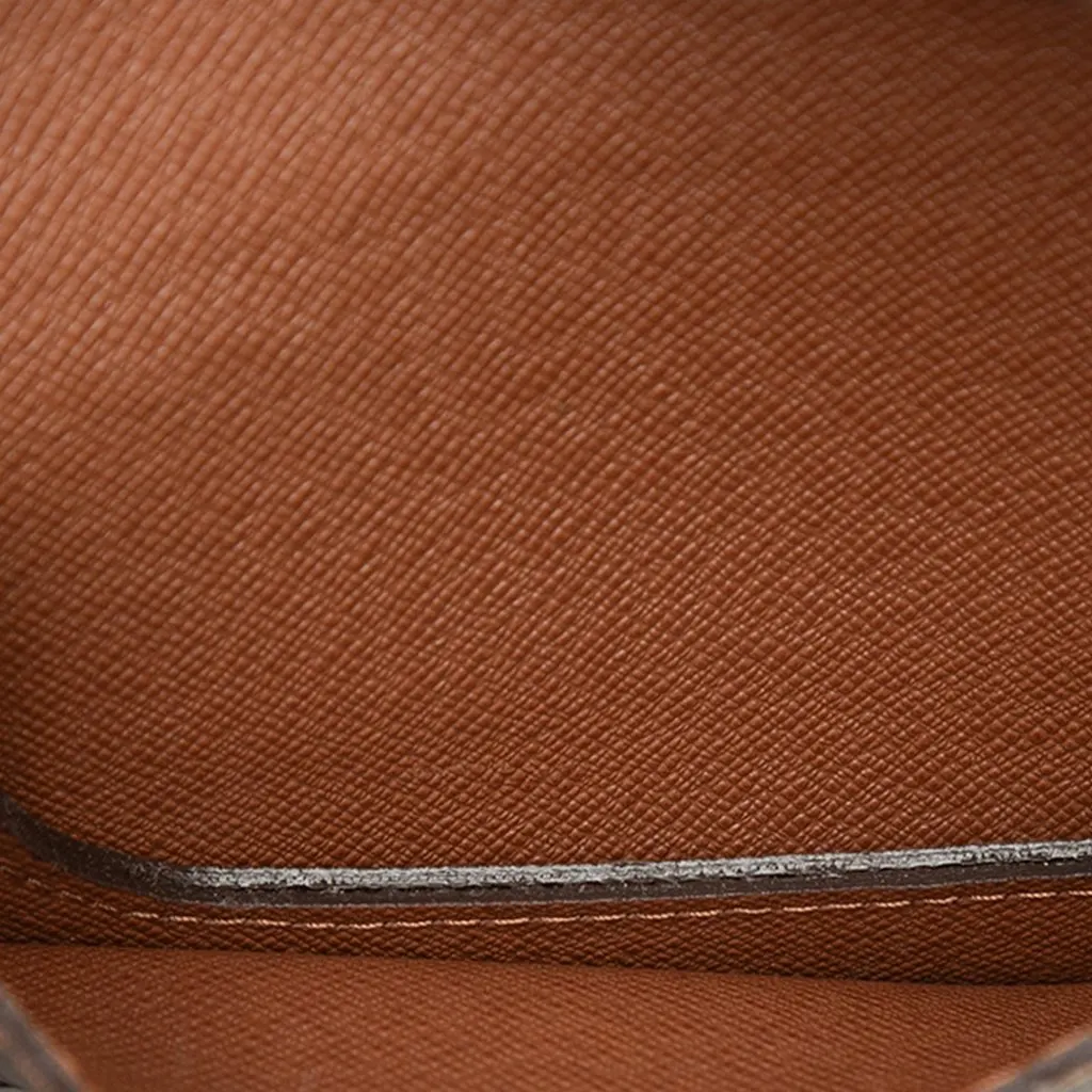 Louis Vuitton Monogram Ceinture Pochette Solo Brown Very good - Model View