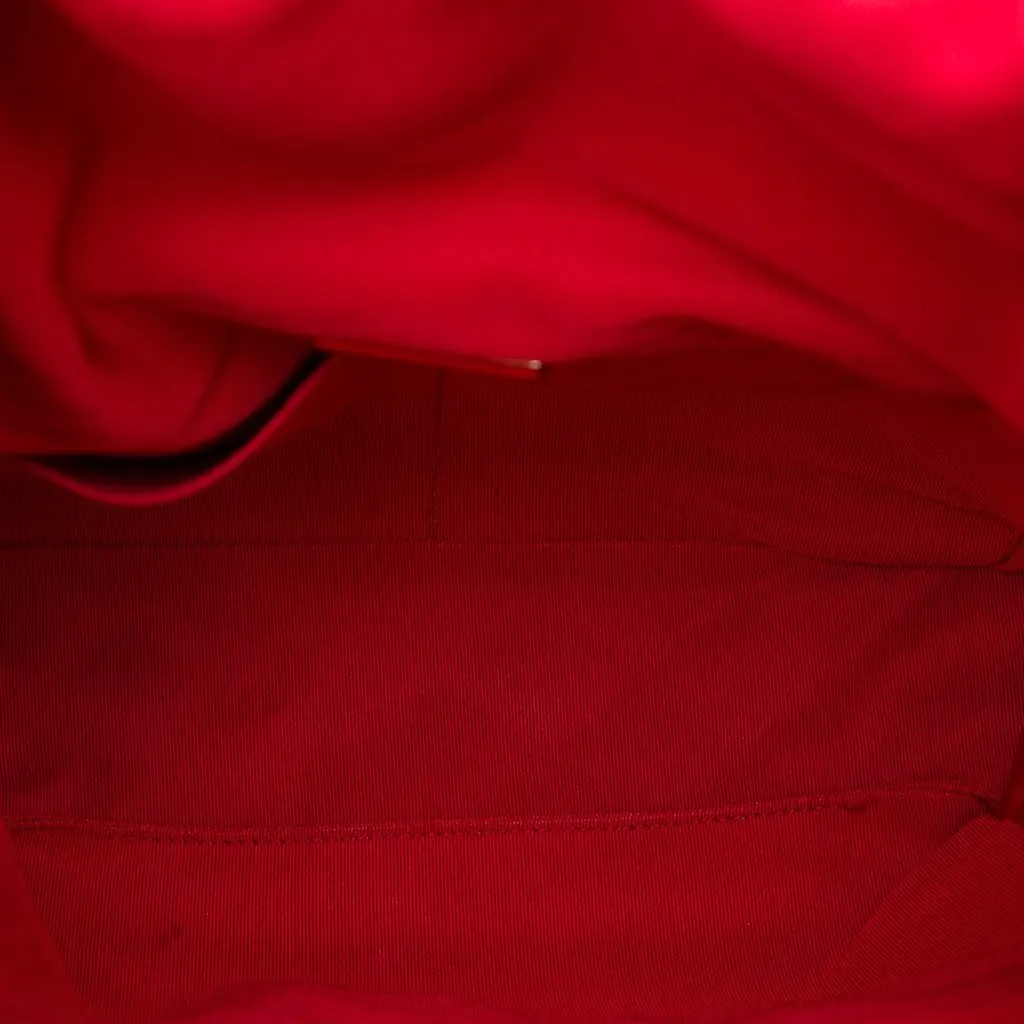 Chanel Large Quilted Lambskin In Seoul Backpack Red Leather Very good - Model View