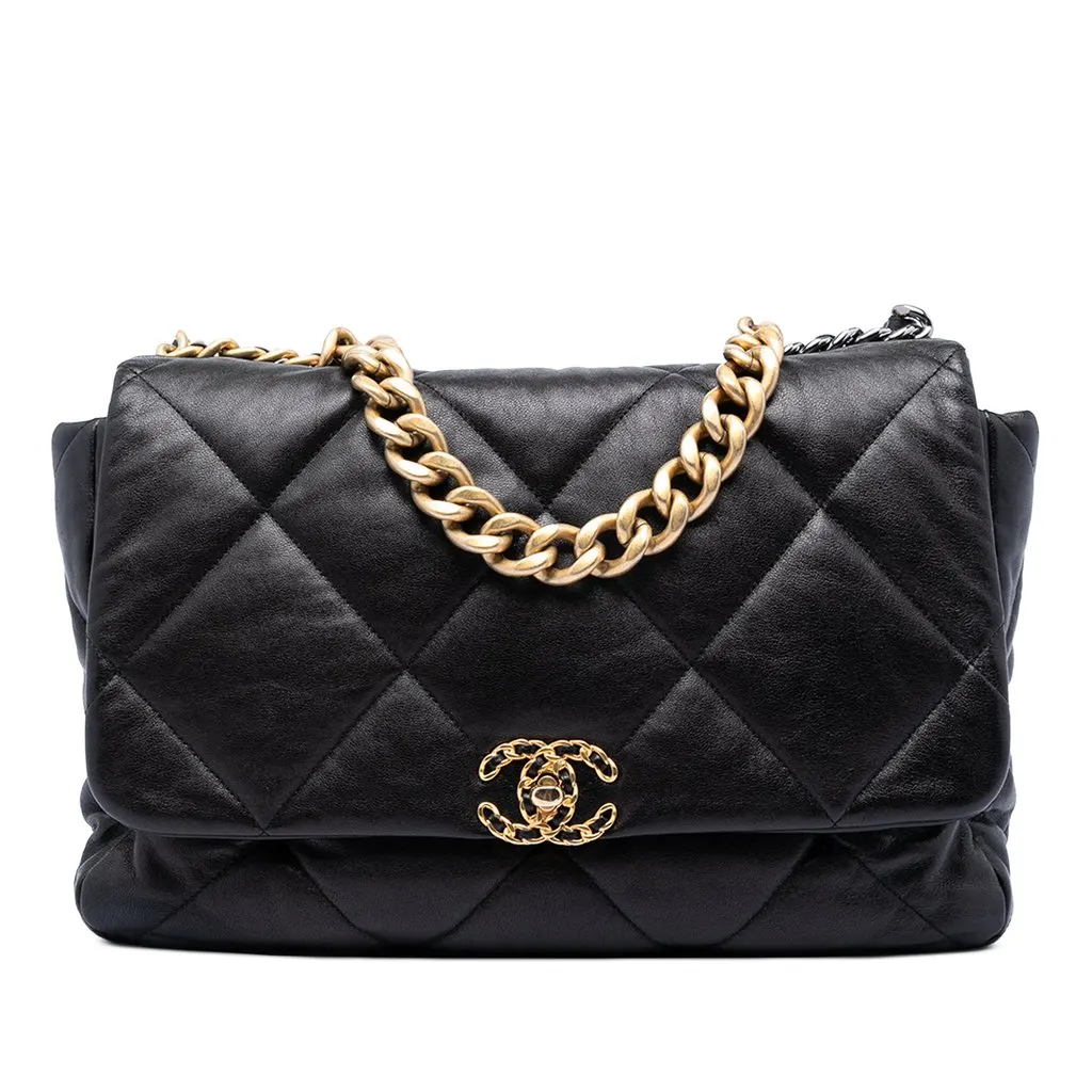 Chanel Maxi Lambskin 19 Flap Black Leather Very good - Front View