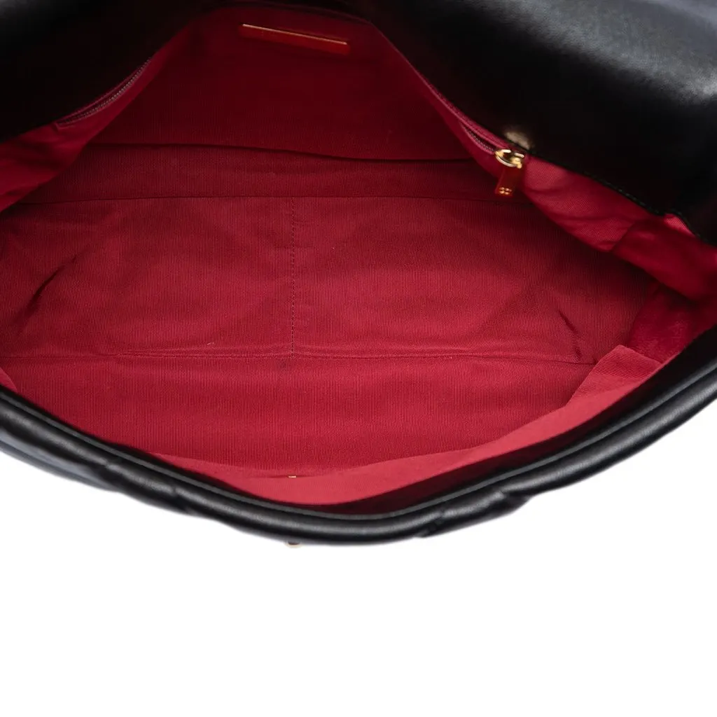 Chanel Maxi Lambskin 19 Flap Black Leather Very good - Model View