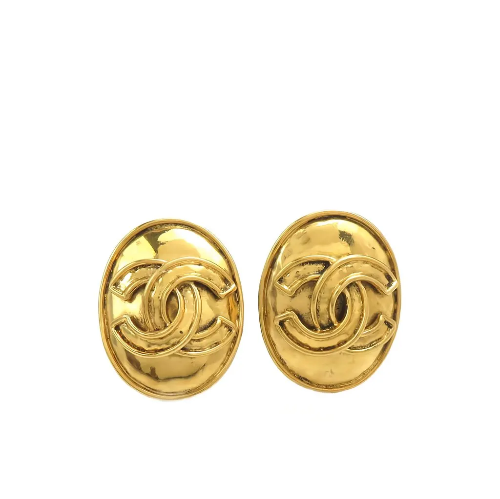 Chanel CC Gold Plated Oval Clip On Earrings Gold Metal Very good - Front View