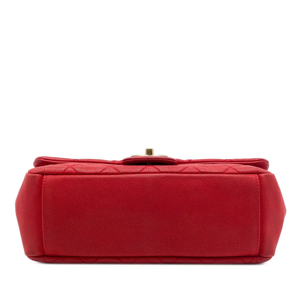 Chanel Medium Iridescent Caviar Chic Quilt Top Handle Flap Red Leather Very good - Inside View