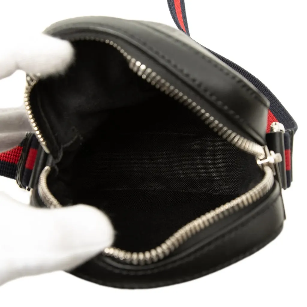 Gucci Mini GG Supreme Web Messenger Bag Black Canvas Very good - Model View