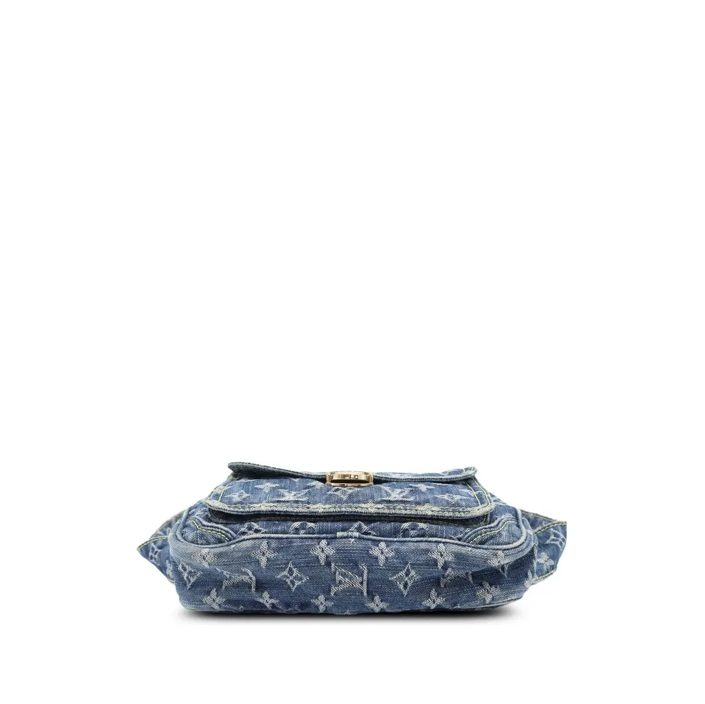 Louis Vuitton Monogram Denim Bum Bag Blue Denim Very good - Back View