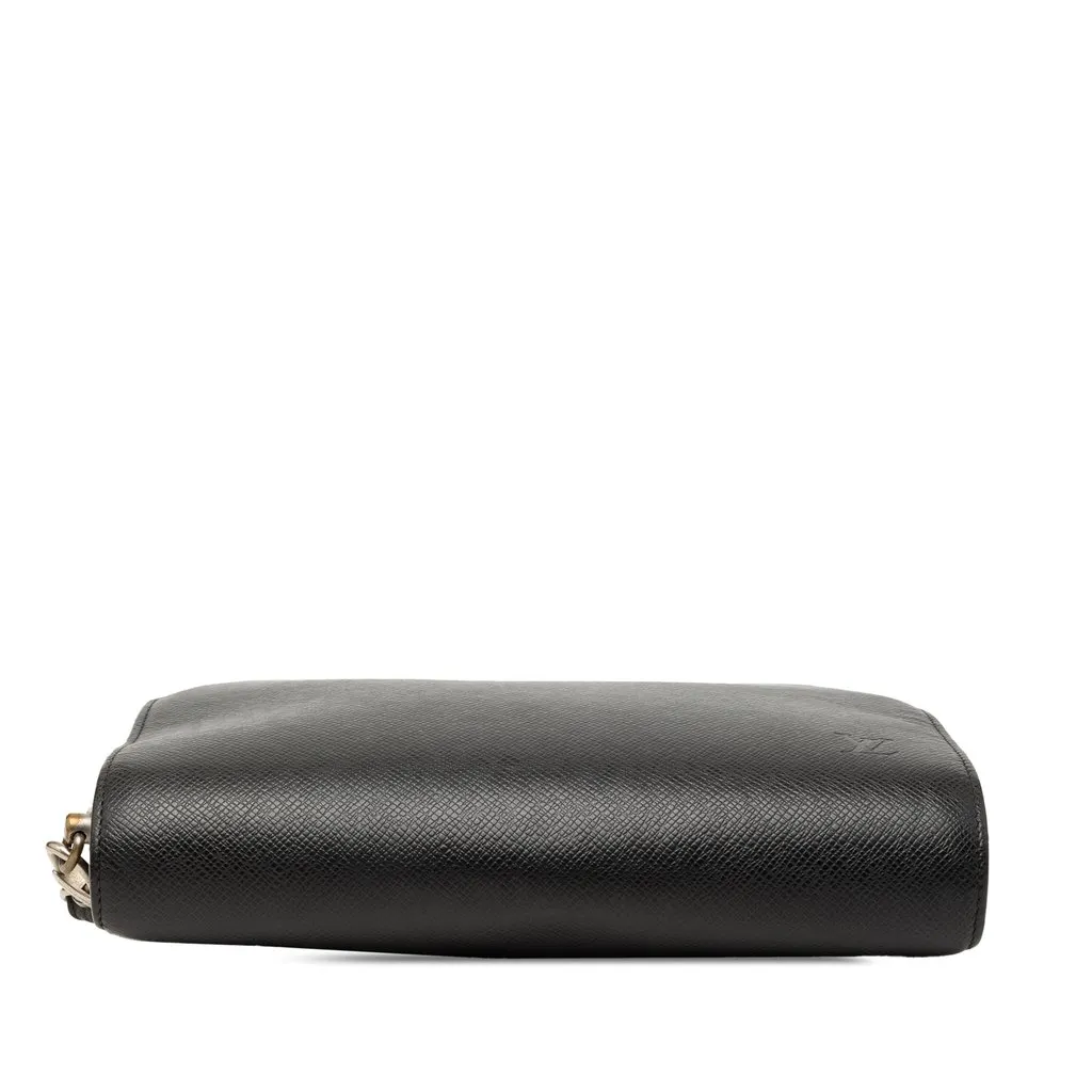 Louis Vuitton Taiga Pochette Baikal Black Leather Very good - Inside View