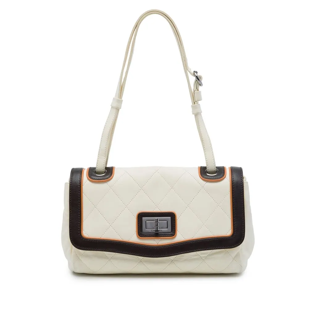 Chanel Tricolor Quilted Calfskin Country Club Reissue 2.55 Flap White Leather Very good - Front View