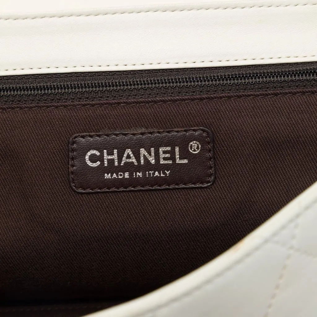 Chanel Tricolor Quilted Calfskin Country Club Reissue 2.55 Flap White Leather Very good - Box View