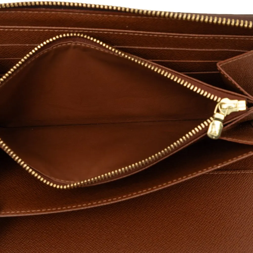 Louis Vuitton Monogram Zippy Organizer Wallet Brown Canvas Good - Model View