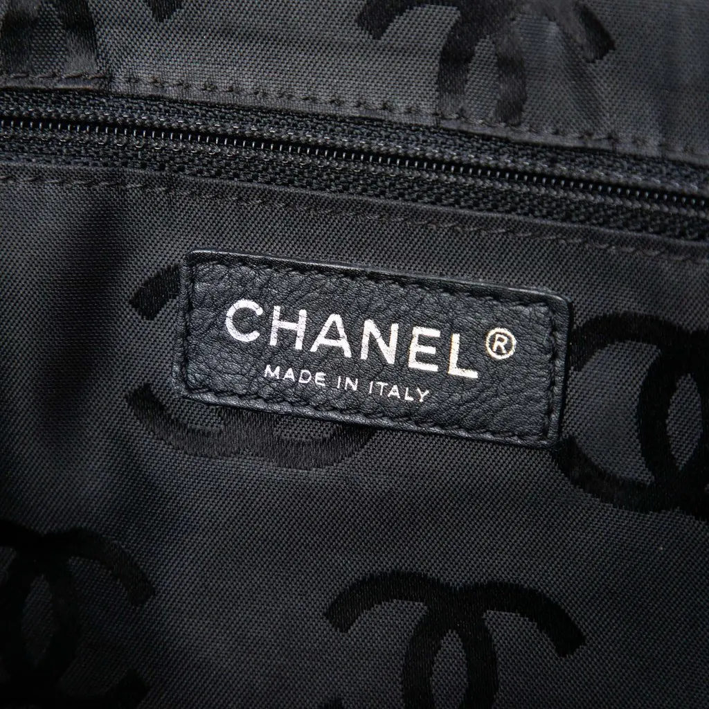Chanel Pony Hair and Patent Mademoiselle Turnlock Tote Black Leather Very good - Box View