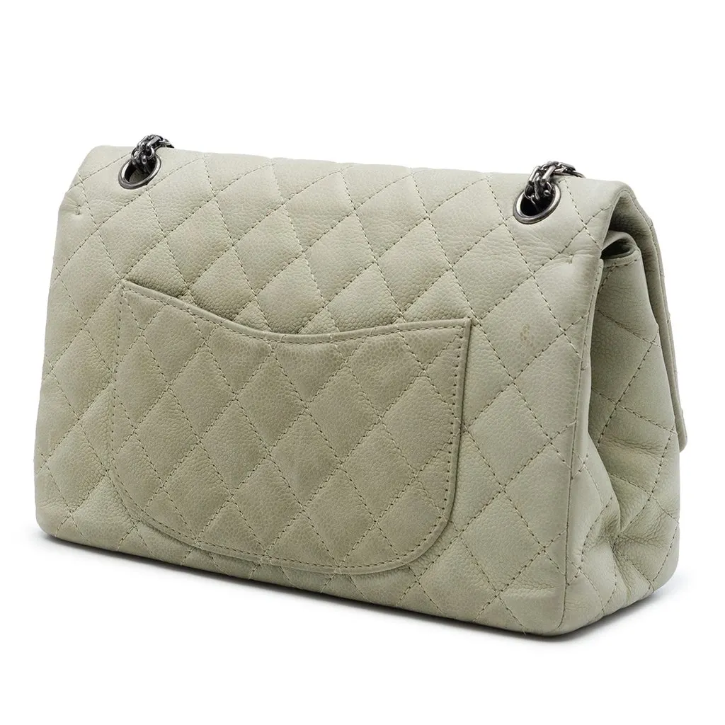 Chanel Quilted Caviar Reissue 2.55 Double Flap 226 Green Leather Very good - Back View