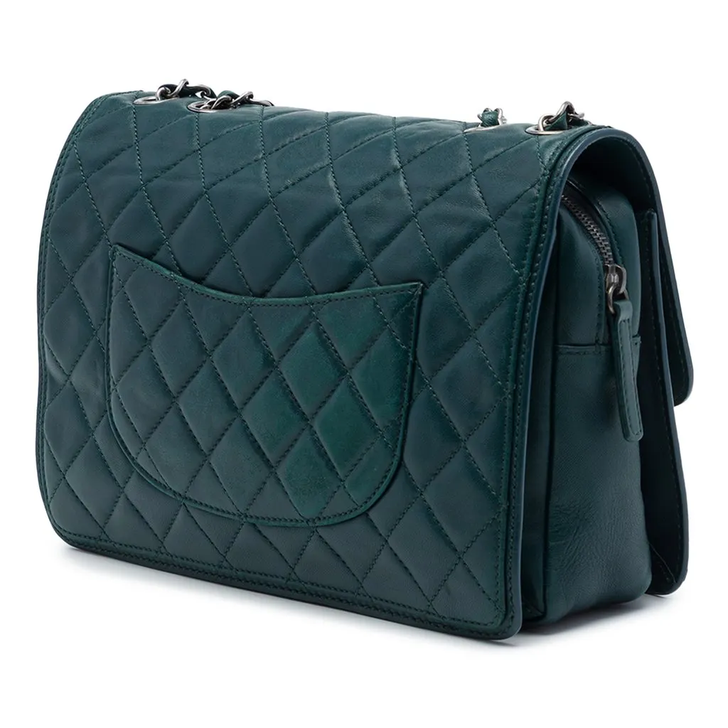 Chanel Large Quilted Lambskin Citizen Zip Flap Green Leather Very good - Back View