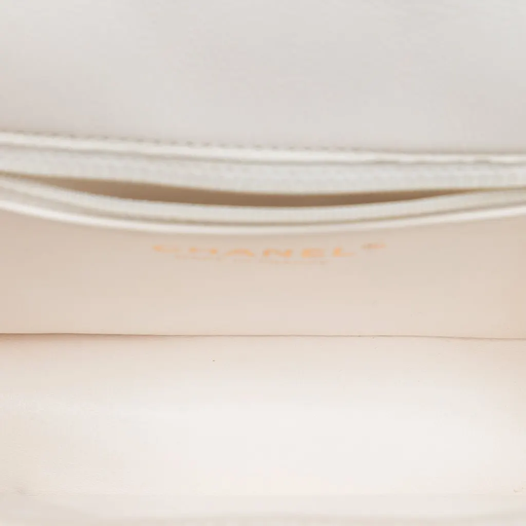 Chanel Mini Quilted Caviar Sweet Flap White Leather Very good - Model View
