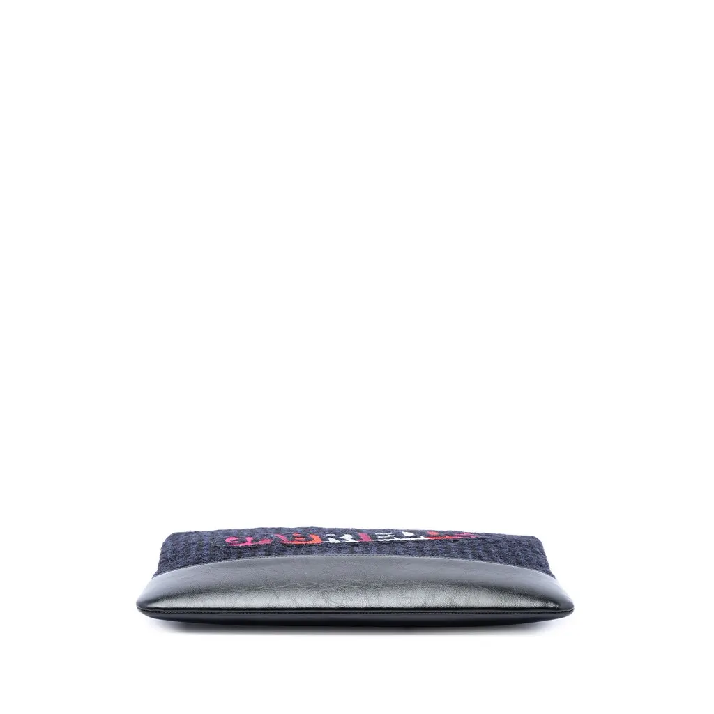 Chanel Large Tweed and Calfskin Embroidered Gabrielle O Case Clutch Blue Very good - Inside View