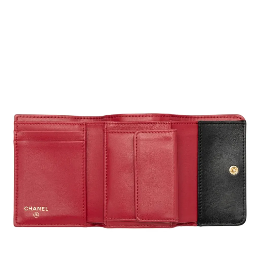Chanel Quilted Lambskin 19 Flap Wallet Black Leather Very good - Box View
