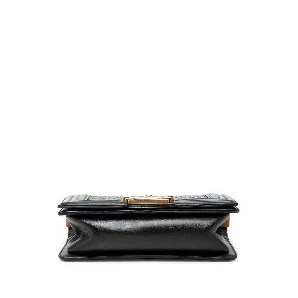 Chanel Small Chevron Lambskin Stitched Boy Flap Black Leather Very good - Inside View