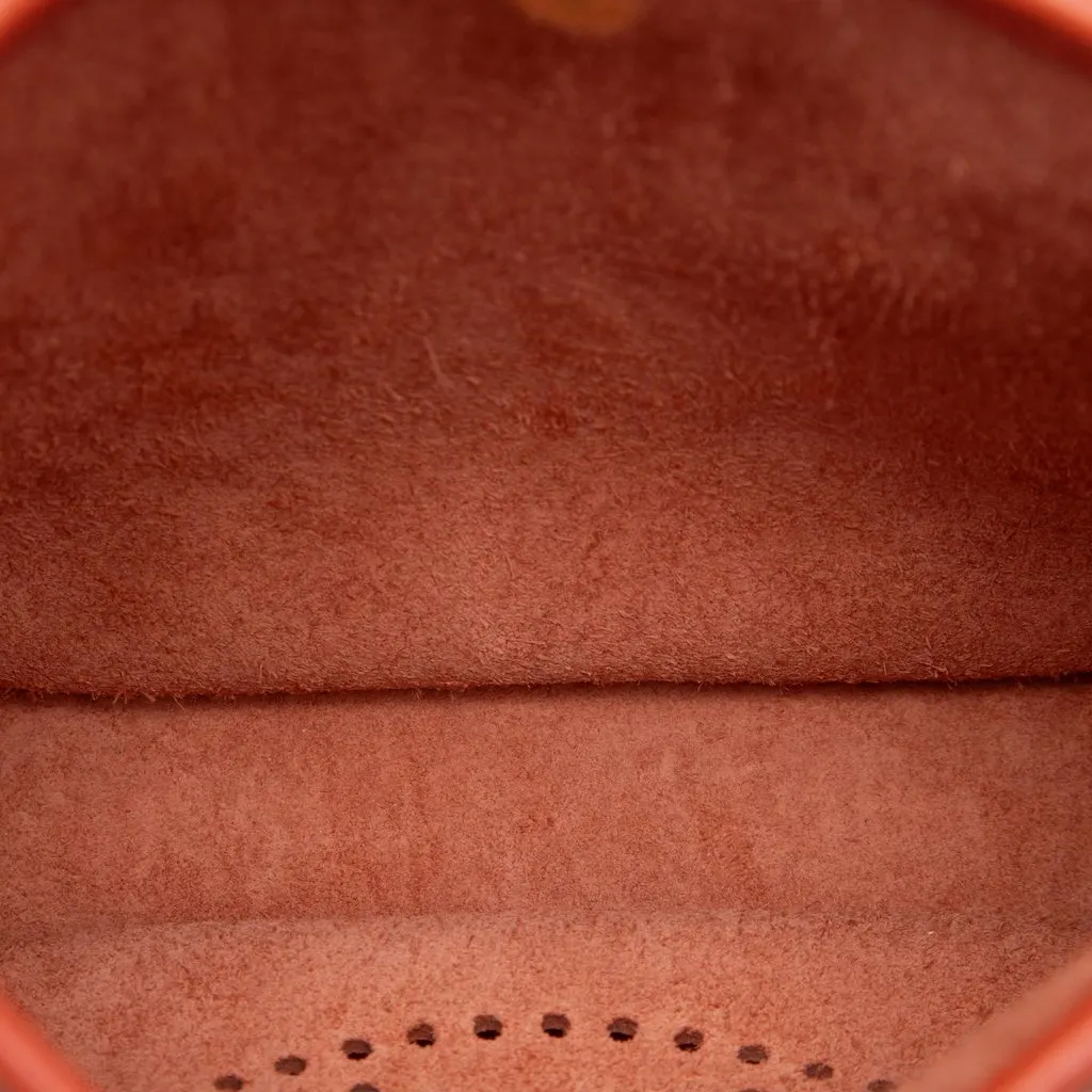 Hermès Clemence Evelyne TPM 16 Orange Leather Very good - Model View