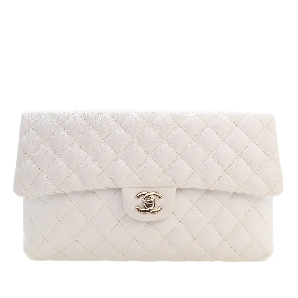 Chanel CC Quilted Caviar Flap Clutch White Leather Very good - Front View