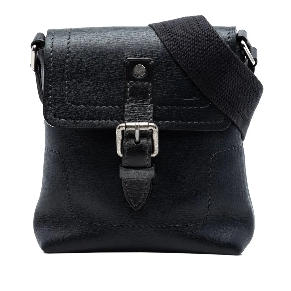 Louis Vuitton Utah Yuma Black Leather Very good - Front View