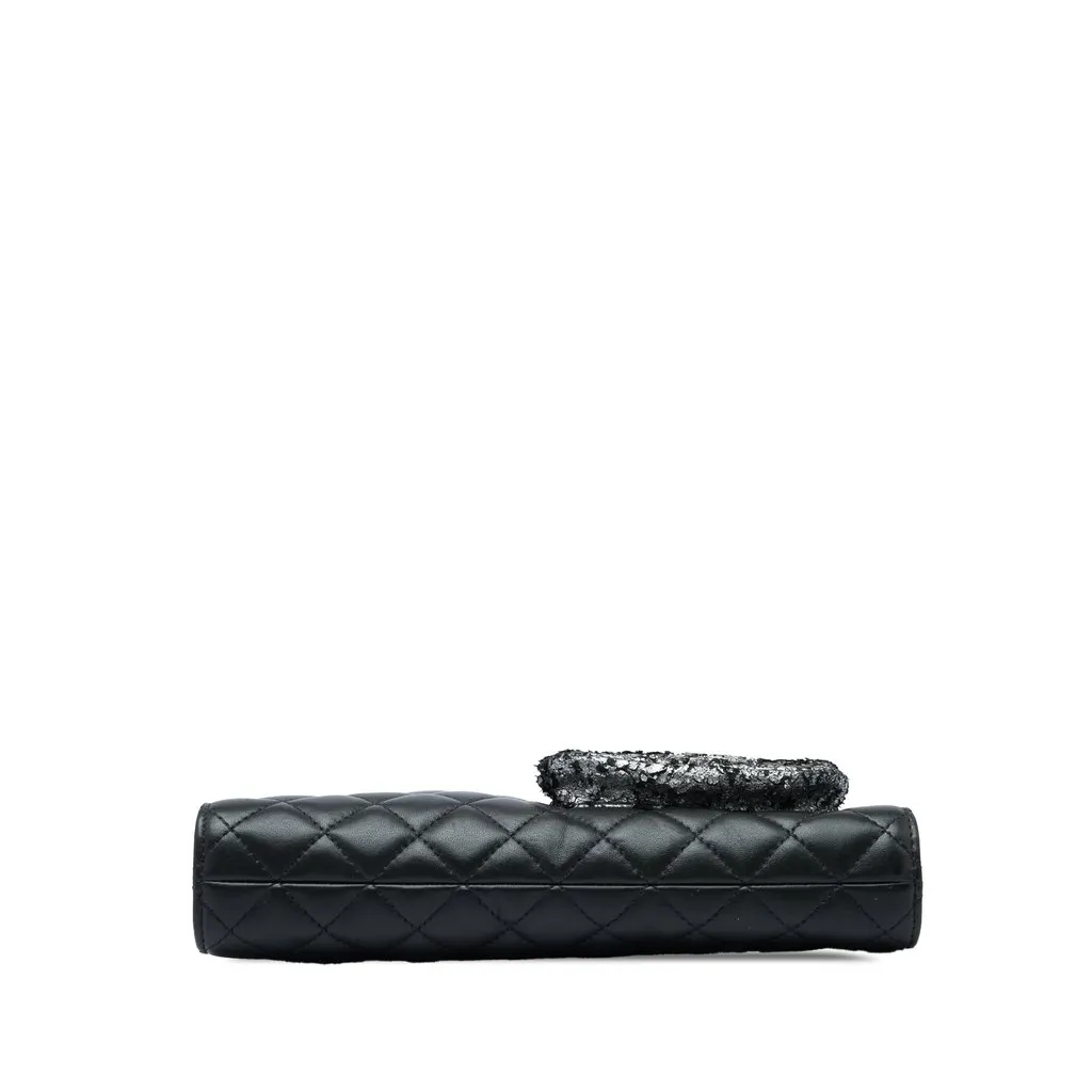Chanel Metallic and Quilted Lambskin Mineral Nights Pochette Wristlet Black Leather Very good - Inside View