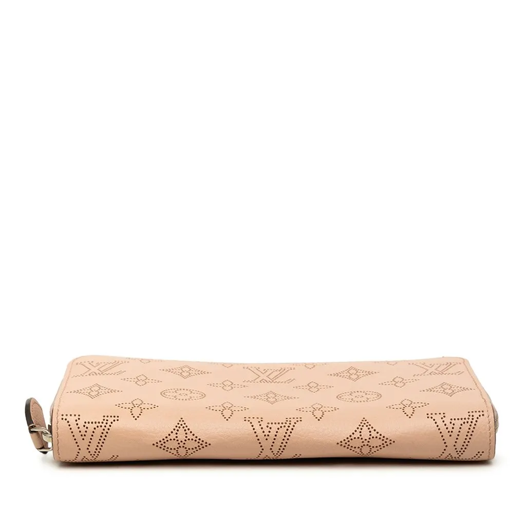 Louis Vuitton Monogram Mahina Zippy Long Wallet Pink Very good - Inside View