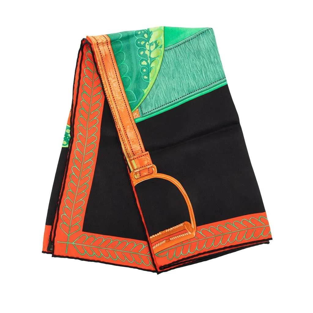 Hermès Selle d Officier En Grande Tenue Silk Scarf 70 Black Silk Good - Front View