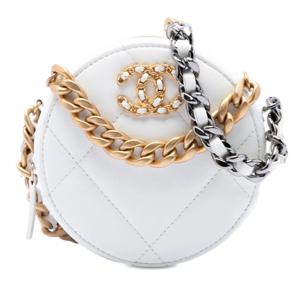 Chanel Quilted Goatskin 19 Round Clutch With Chain White Leather Very good - Front View