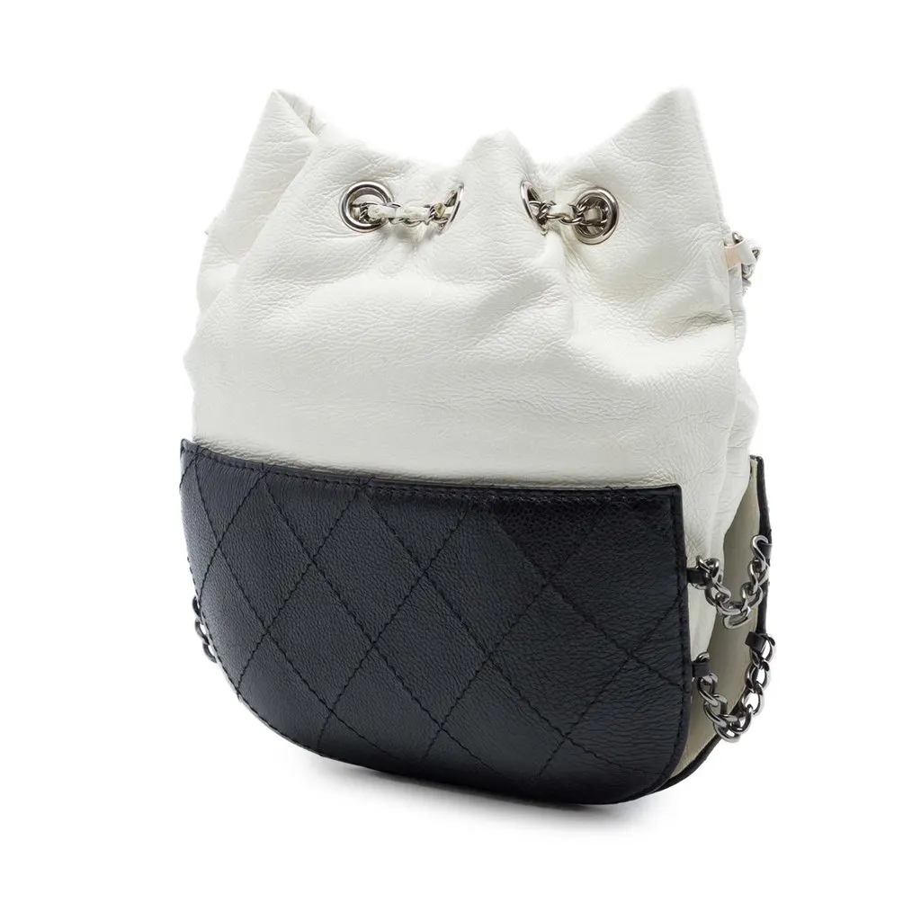 Chanel Small Bicolor Quilted Calfskin Gabrielle Bucket Bag White Leather Very good - Back View