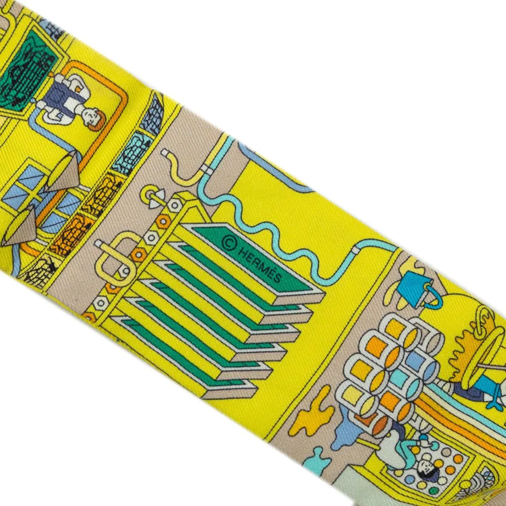 Hermès La Maison des Carres Twilly Silk Scarf Yellow Silk Very good - Model View