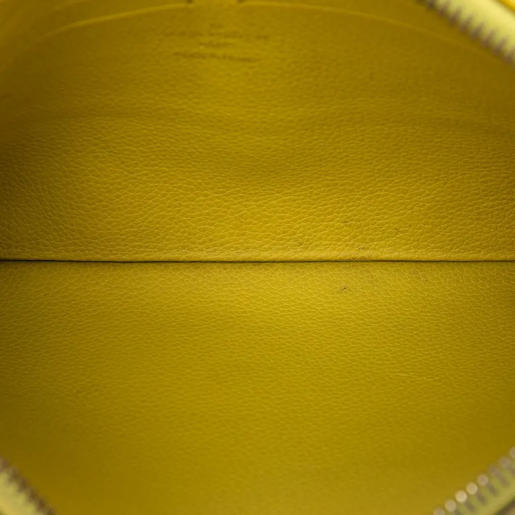Louis Vuitton Monogram Daily Pouch Brown Canvas Good - Model View