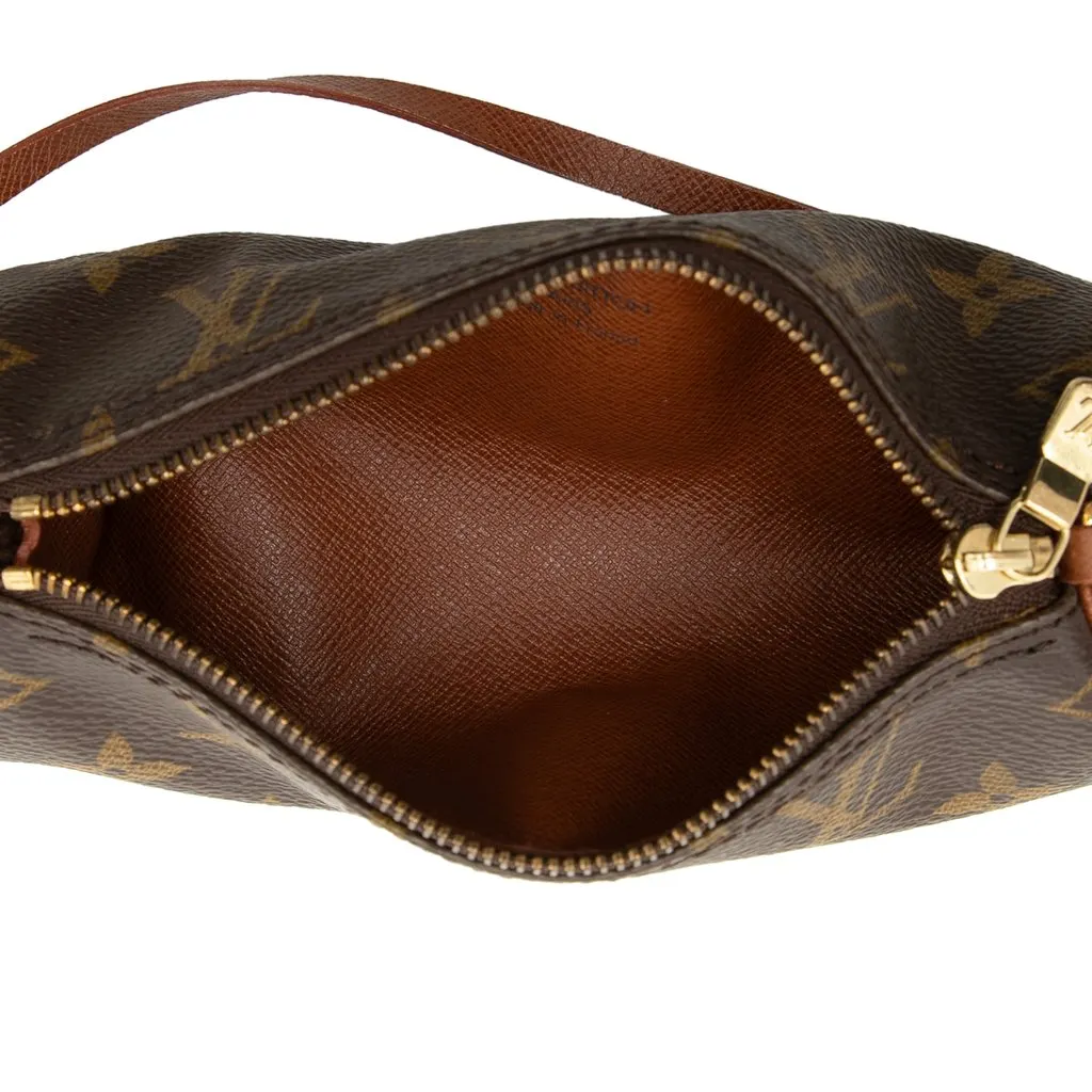 Louis Vuitton Monogram Papillon Pochette Brown Very good - Model View