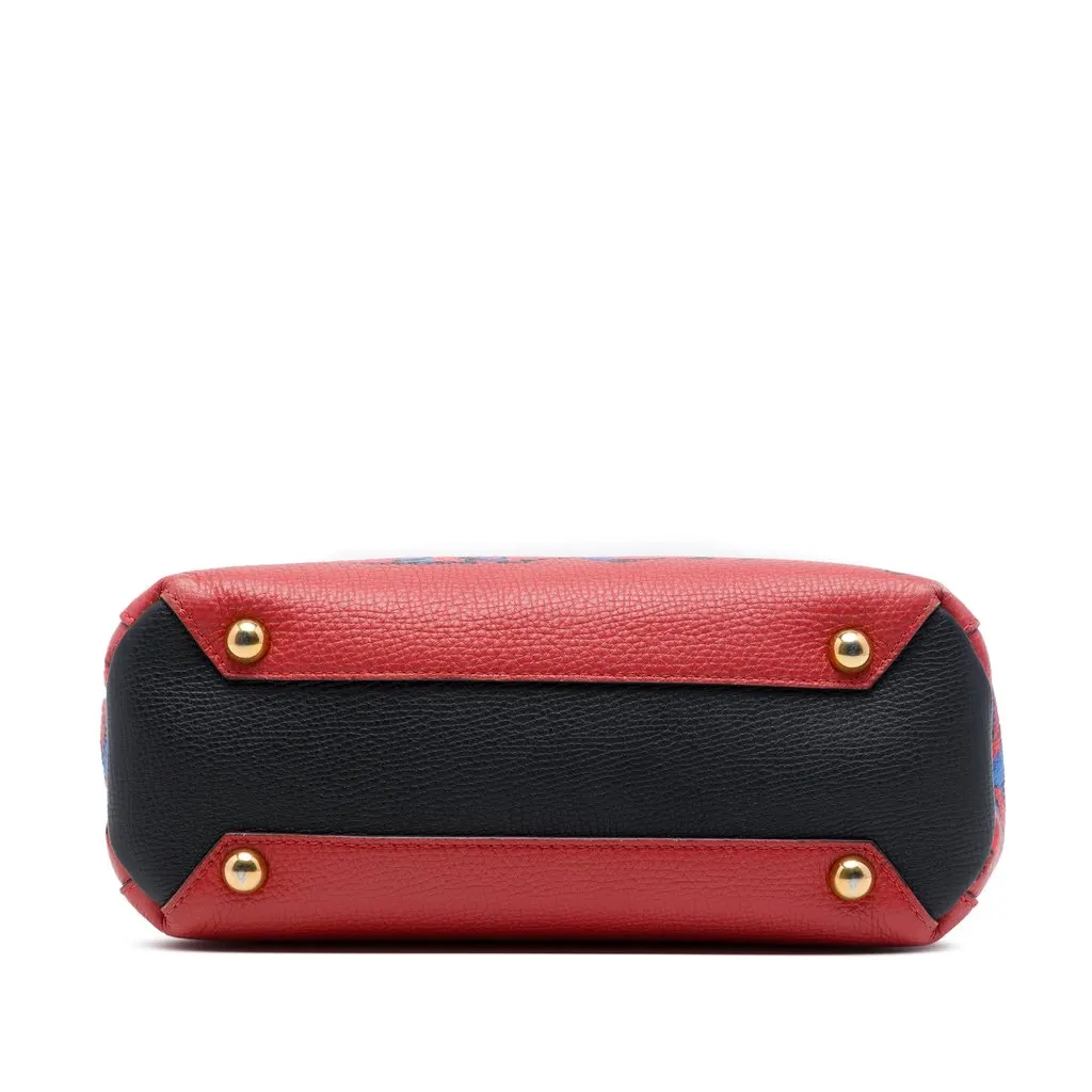 Burberry Small Graffiti Print Grainy Calfskin Banner Satchel Red Leather Good - Inside View