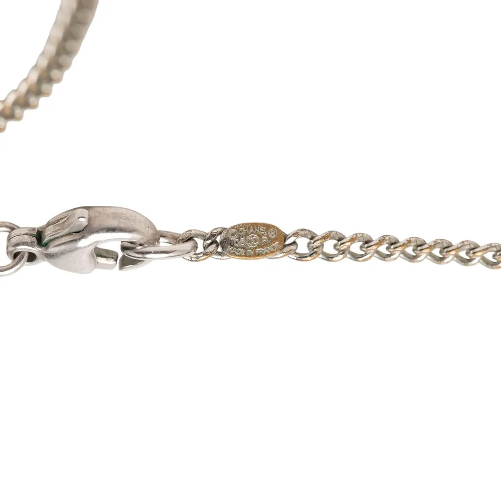 Chanel CC Brass Quilted Dog Tag Pendant Necklace Silver Brass Very good - Model View